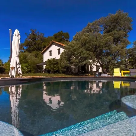 Le Domaine Du Prince 2 *